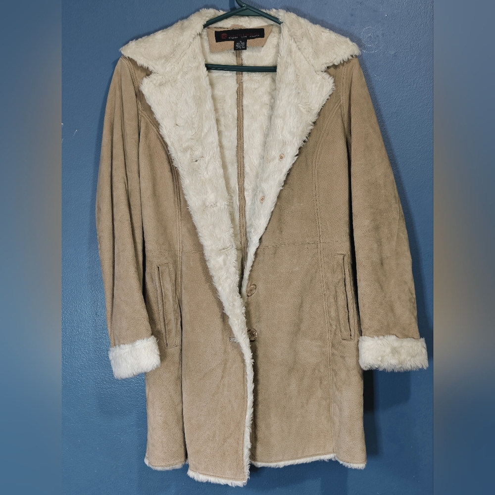Suede winter coat - 3/4 length size medium. Vintage /Y2K - Picture 3 of 9